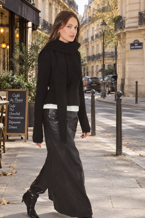Cardigan Avelïa — Black — streetwear look