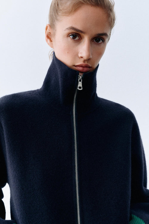 Cardigan Mavélia — Navy blue with green contrast details — alternate view 1