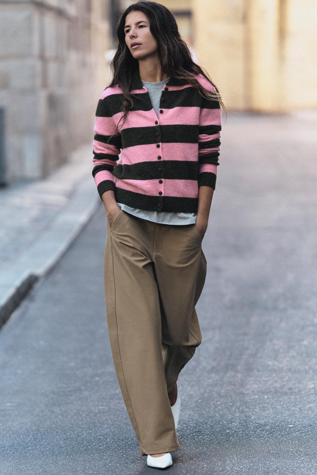 Cardigan Zyélia — Pink / dark green stripes — streetwear look